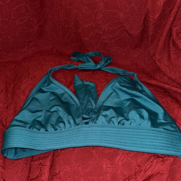 Swim Top L - Picture 1 of 3